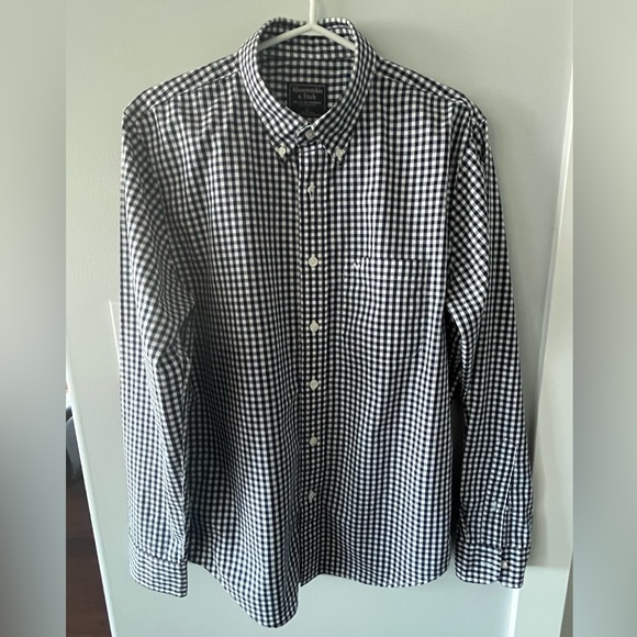Men’s Abercrombie & Fitch Navy check buttondown size L - Picture 1 of 4